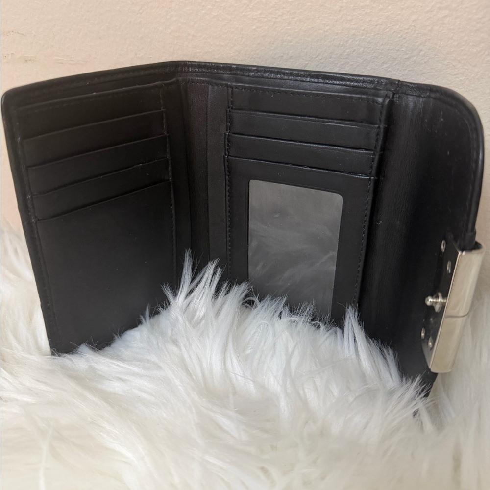Vintage Coach Black Leather Wallet with Silver Accent - Picture 4 of 5